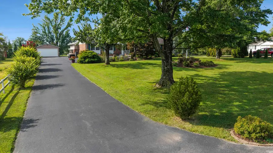 4133 Glen Drive, Boonville, IN 47601 - #2
