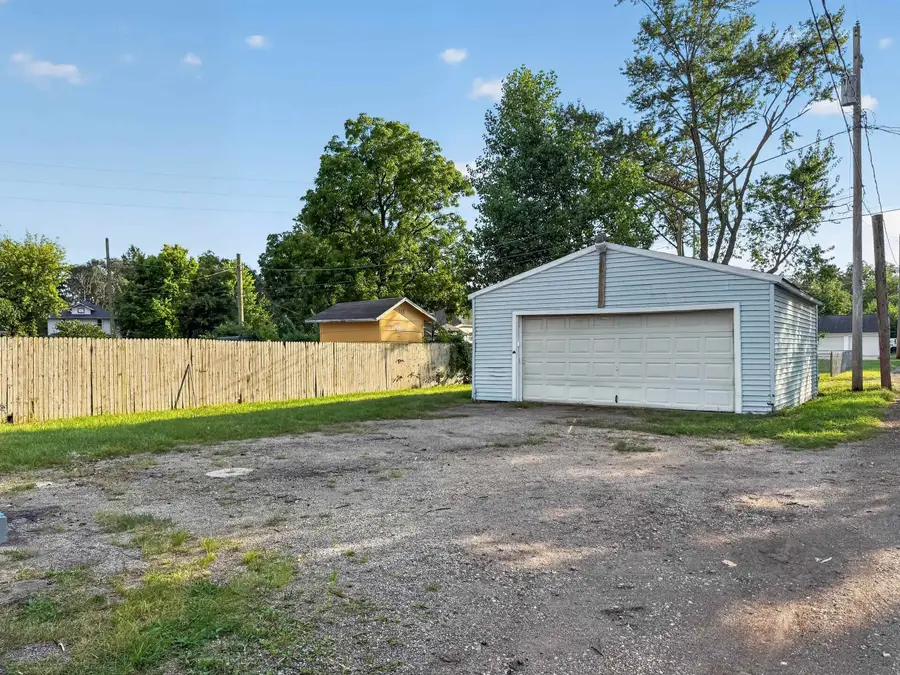 1915 Lane Avenue, Elkhart, IN 46516 - #2