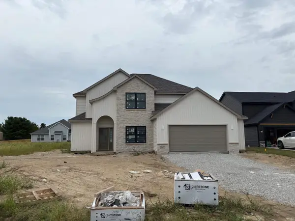 1563 Farm View Court, Huntertown, IN 46748