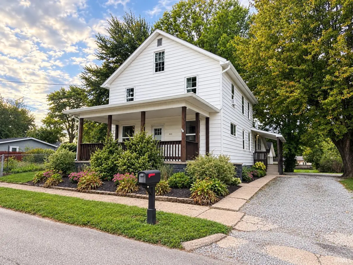 303 N Davis Street, Walton, IN 46994 - #1