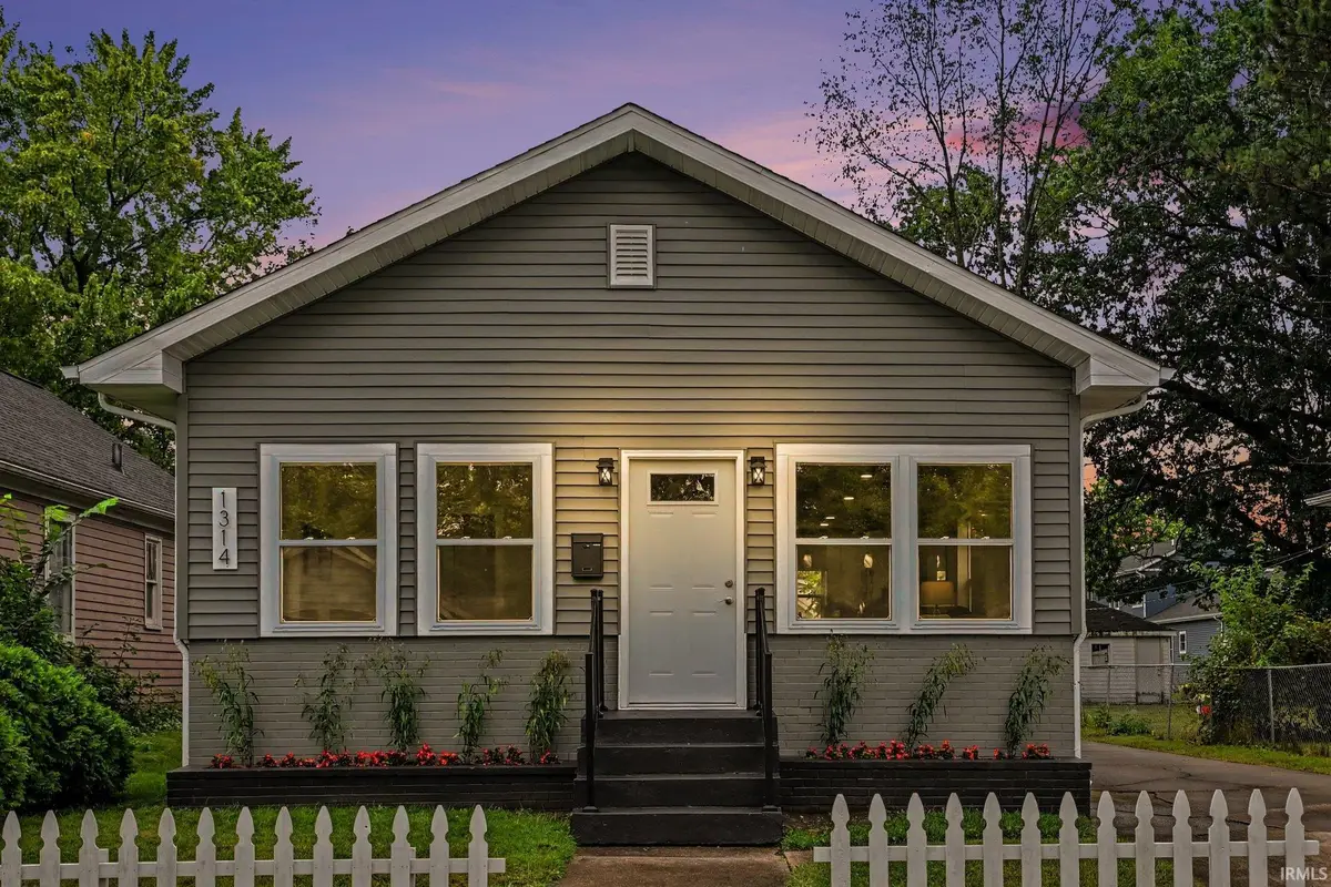 1314 Corby Boulevard, South Bend, IN 46617 - #1