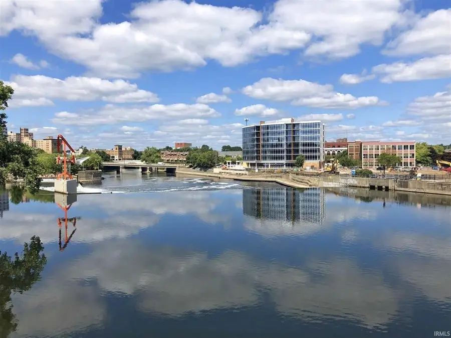 312 E Colfax Ave #401 #401, South Bend, IN 46617 - #2
