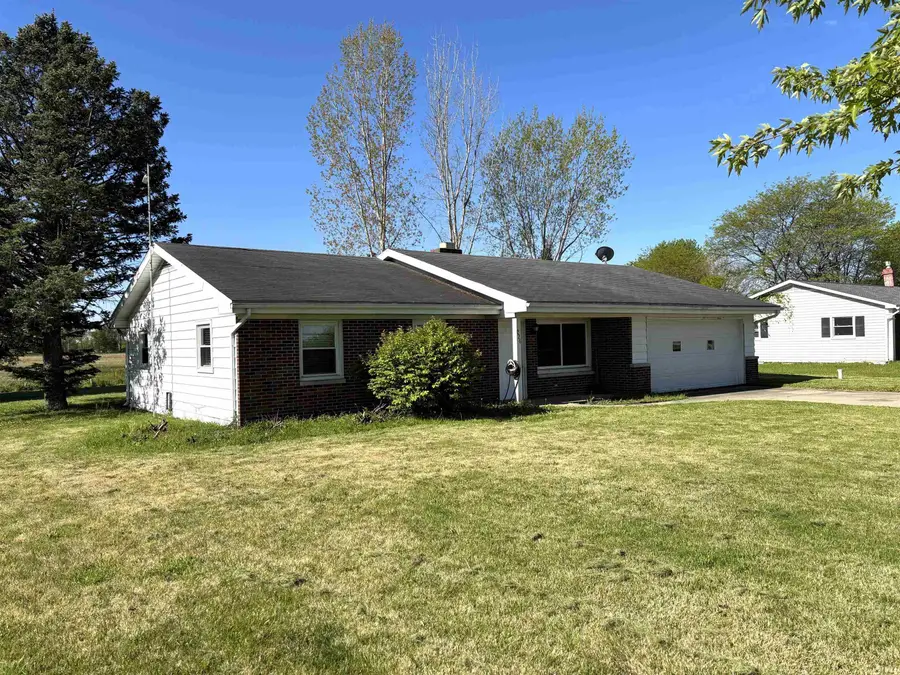 226 E Airport Road, Kendallville, IN 46755 - #3