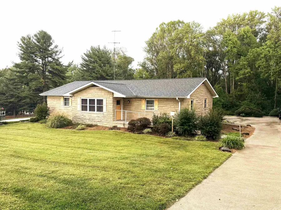 2406 Glennwood Drive, Washington, IN 47501 - #2