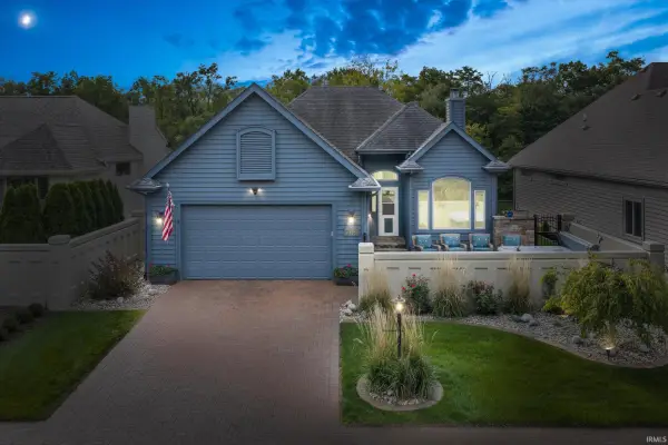 709 Bittersweet Cove Drive, Mishawaka, IN 46544