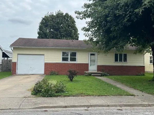821 Poplar Street, Tipton, IN 46072