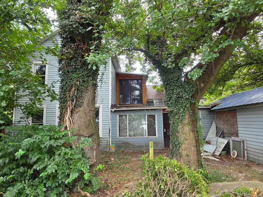 211 S Cherry Street, Muncie, IN 47305 - #2