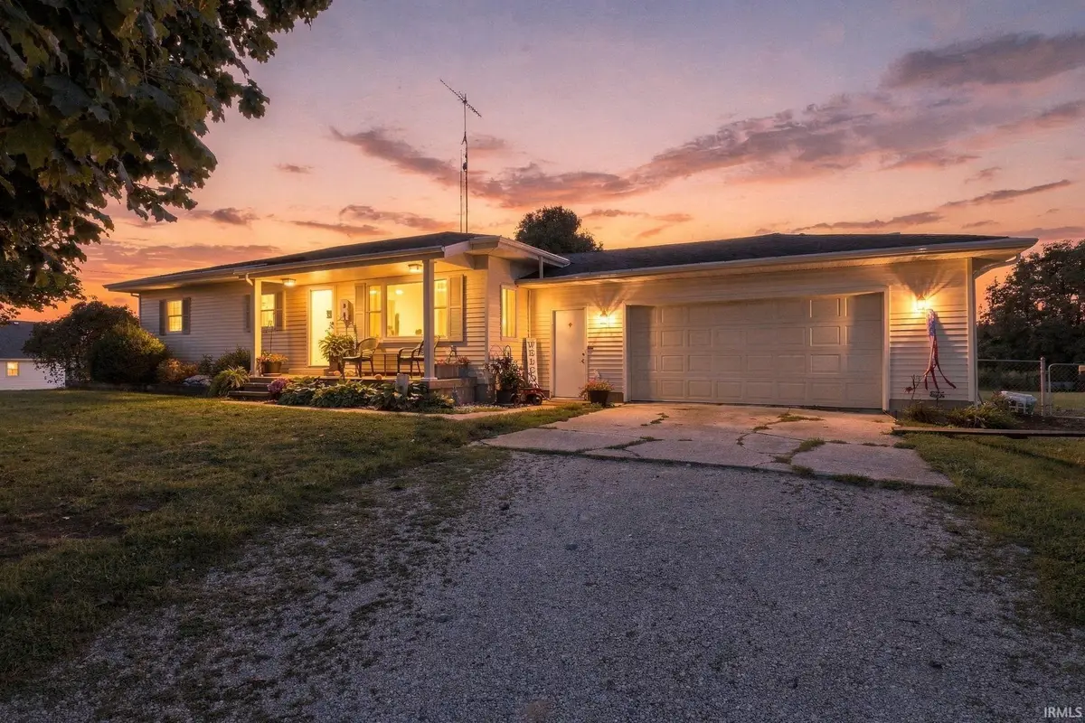 4905 N State Road 5 Highway, Shipshewana, IN 46565 - #1