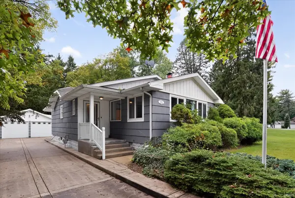 25520 Country Club Drive, South Bend, IN 46619