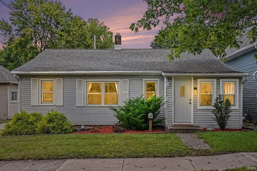 720 W Center Street, Warsaw, IN 46580 - #2