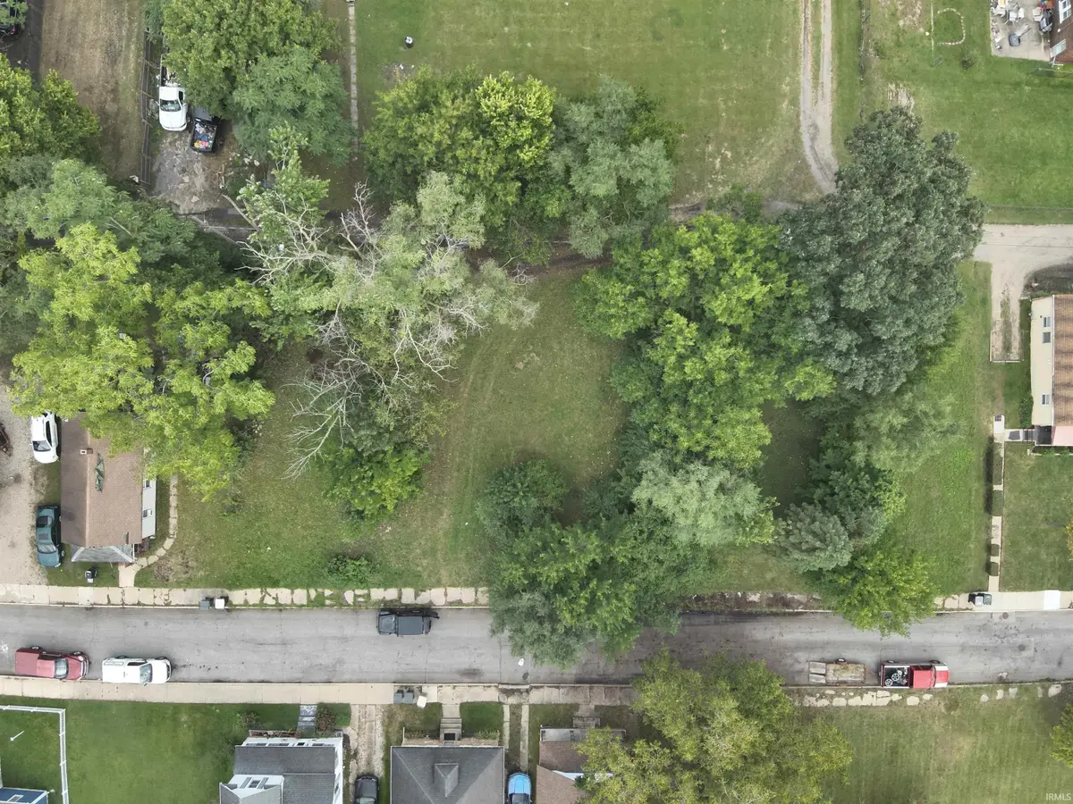 122 N Carlisle Street, South Bend, IN 46628 - #1