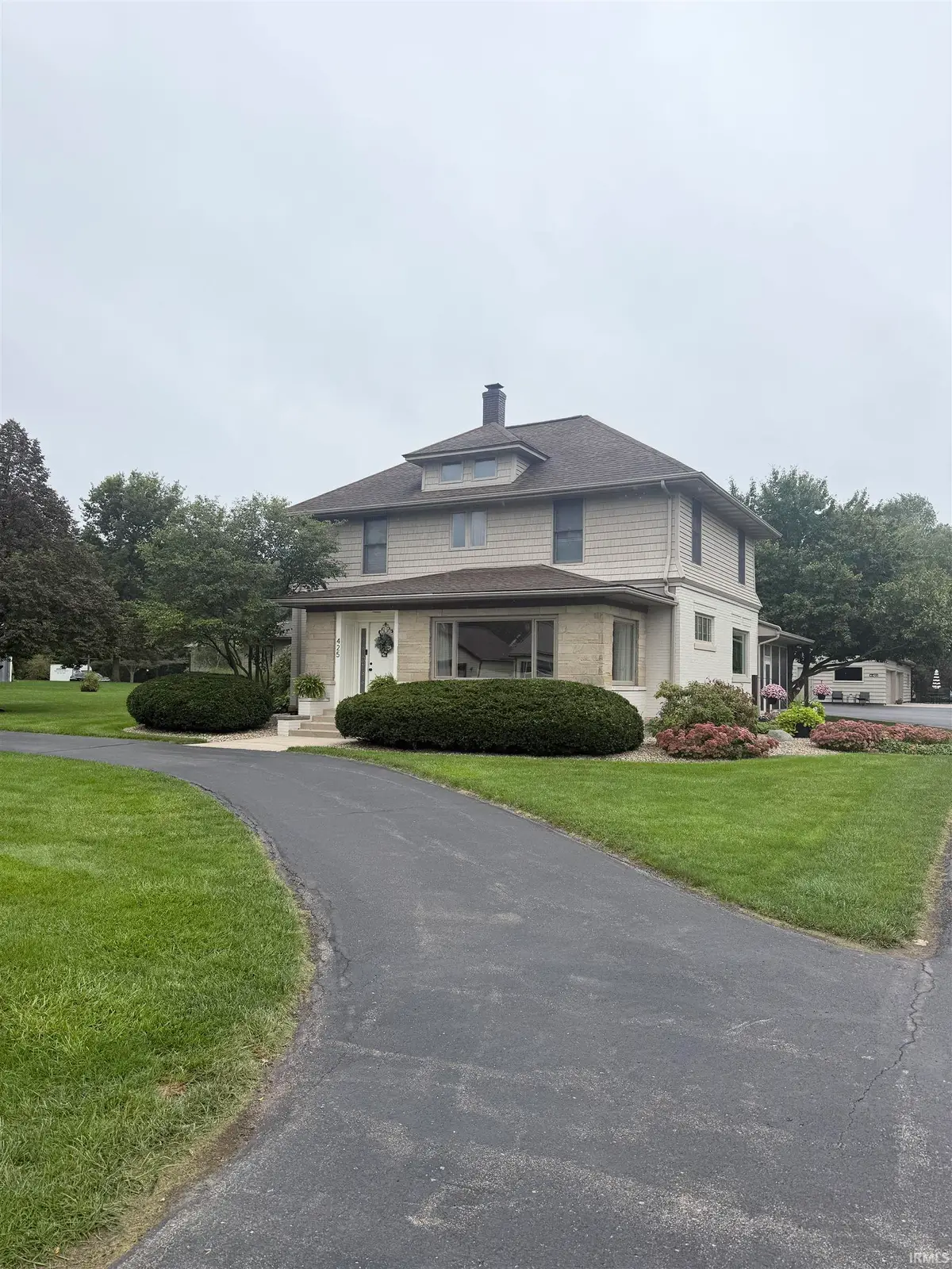 425 S Wayne Street, Bluffton, IN 46714 - #1