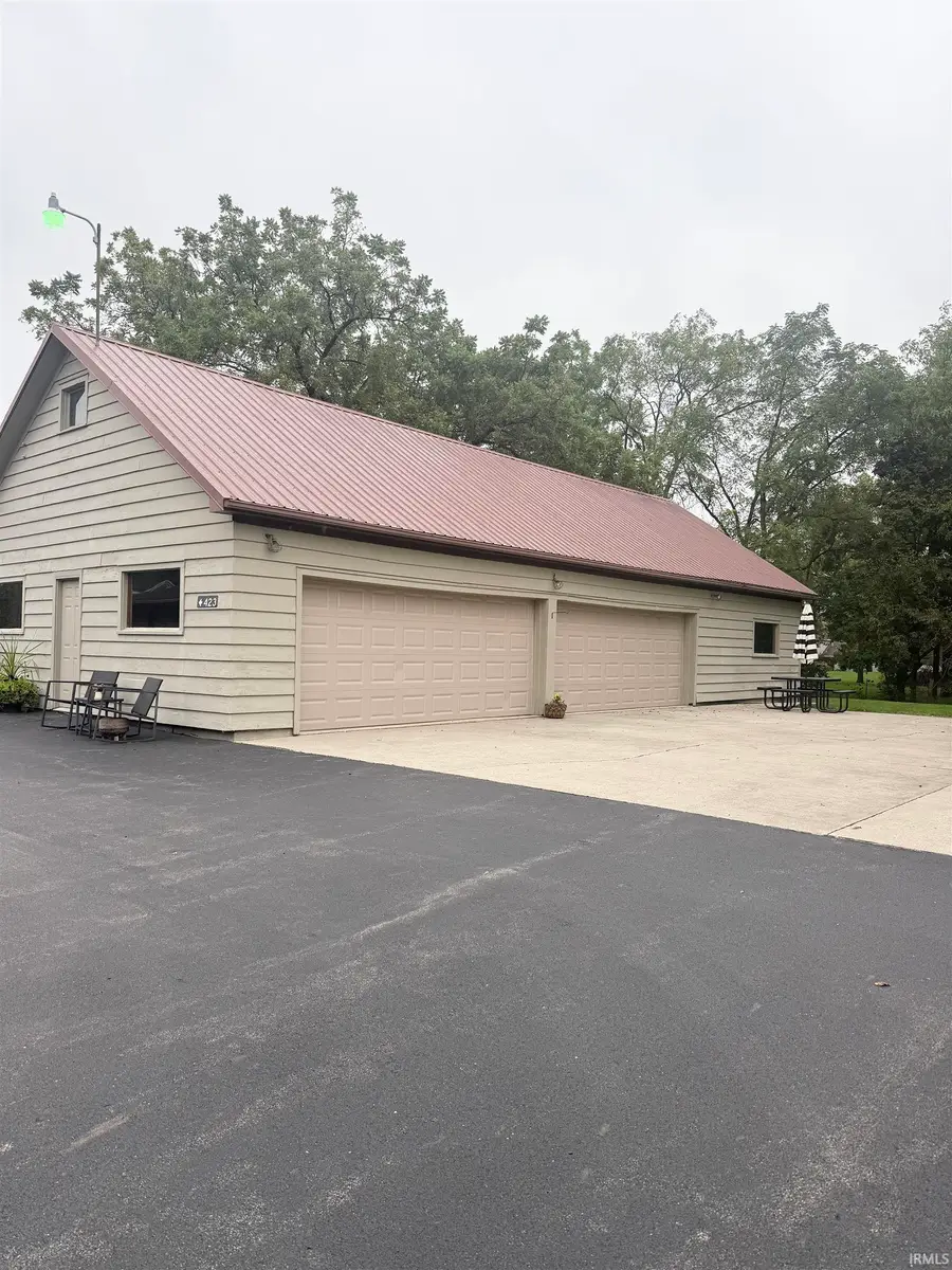 425 S Wayne Street, Bluffton, IN 46714 - #2
