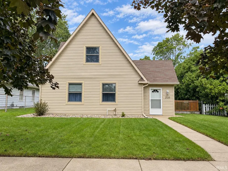 510 E Lowell Avenue, Mishawaka, IN 46545 - #2