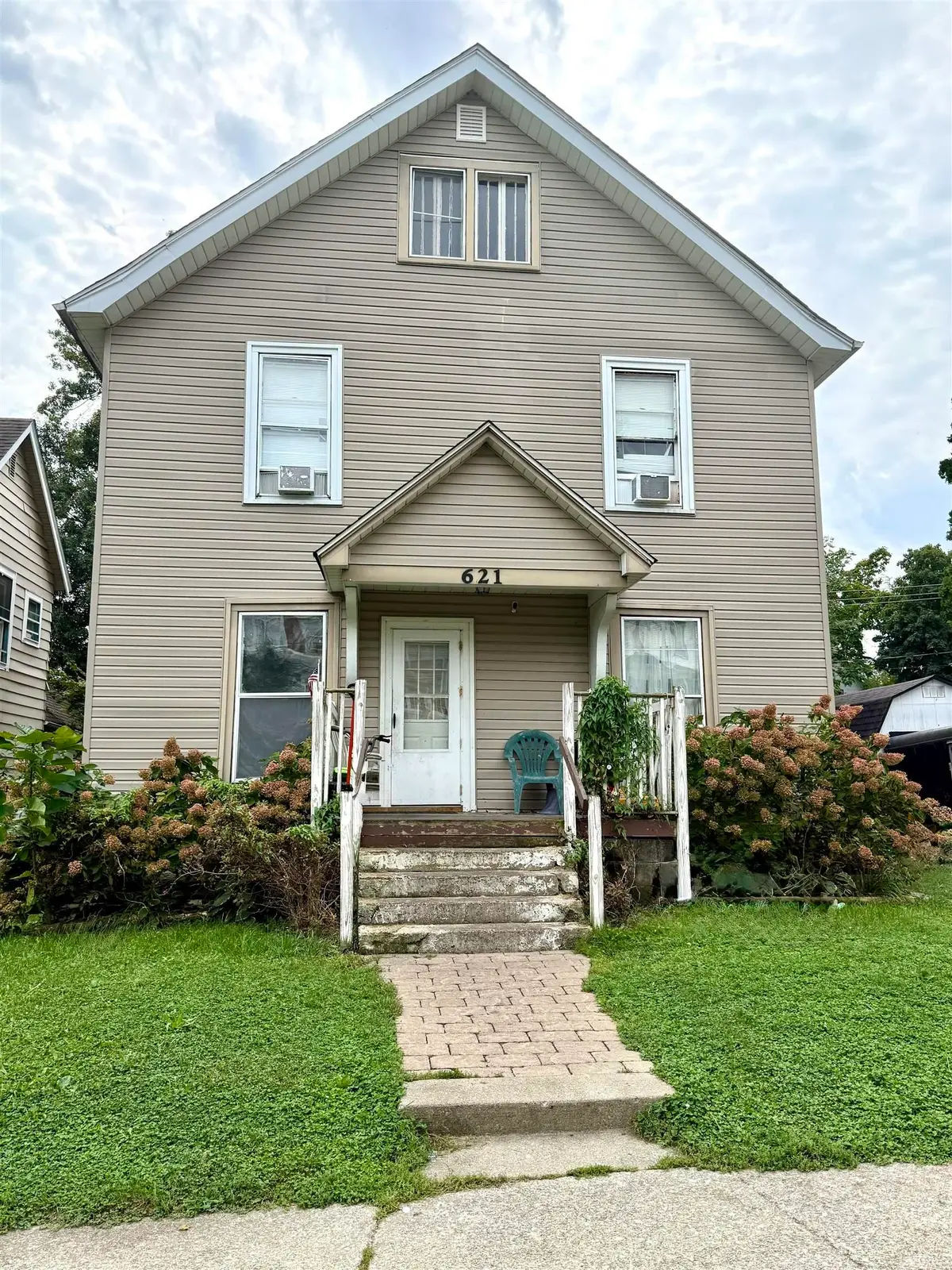 621 W 5th Street, Marion, IN 46953 - #1