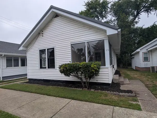 713 S 10 Street, Vincennes, IN 47591
