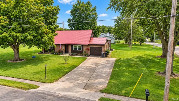 1200 N Long Drive, Syracuse, IN 46567