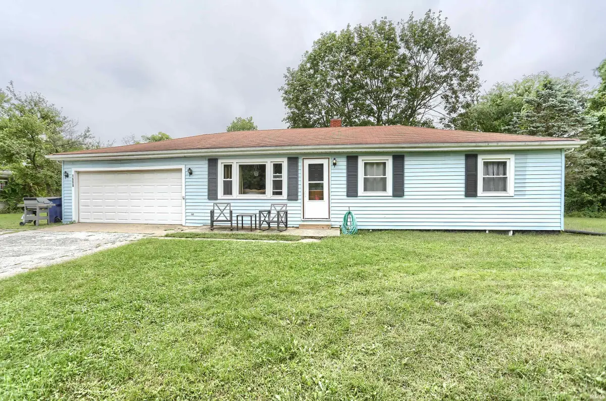 1609 S Country Club Road, Warsaw, IN 46580 - #1