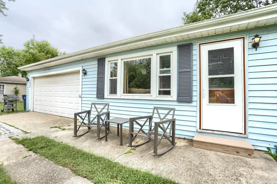 1609 S Country Club Road, Warsaw, IN 46580 - #3