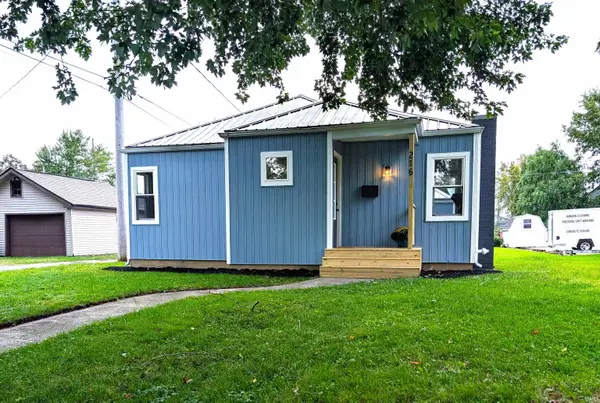 216 N 9th Street, Decatur, IN 46733