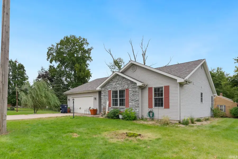 125 Kincaid Street, Warsaw, IN 46580 - #2
