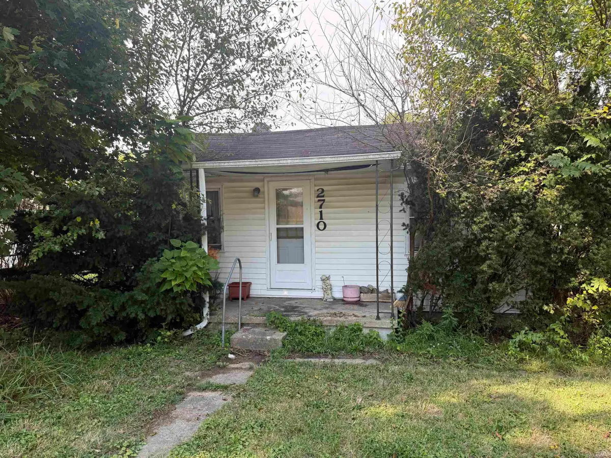 2710 Sycamore Street, New Castle, IN 47362 - #1