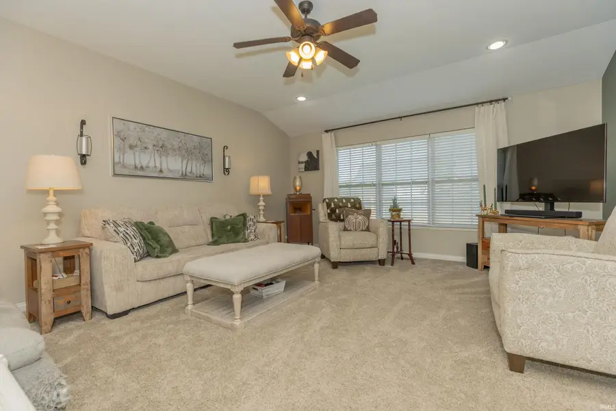 3800 Aberdeen Court, Evansville, IN 47725 - #3