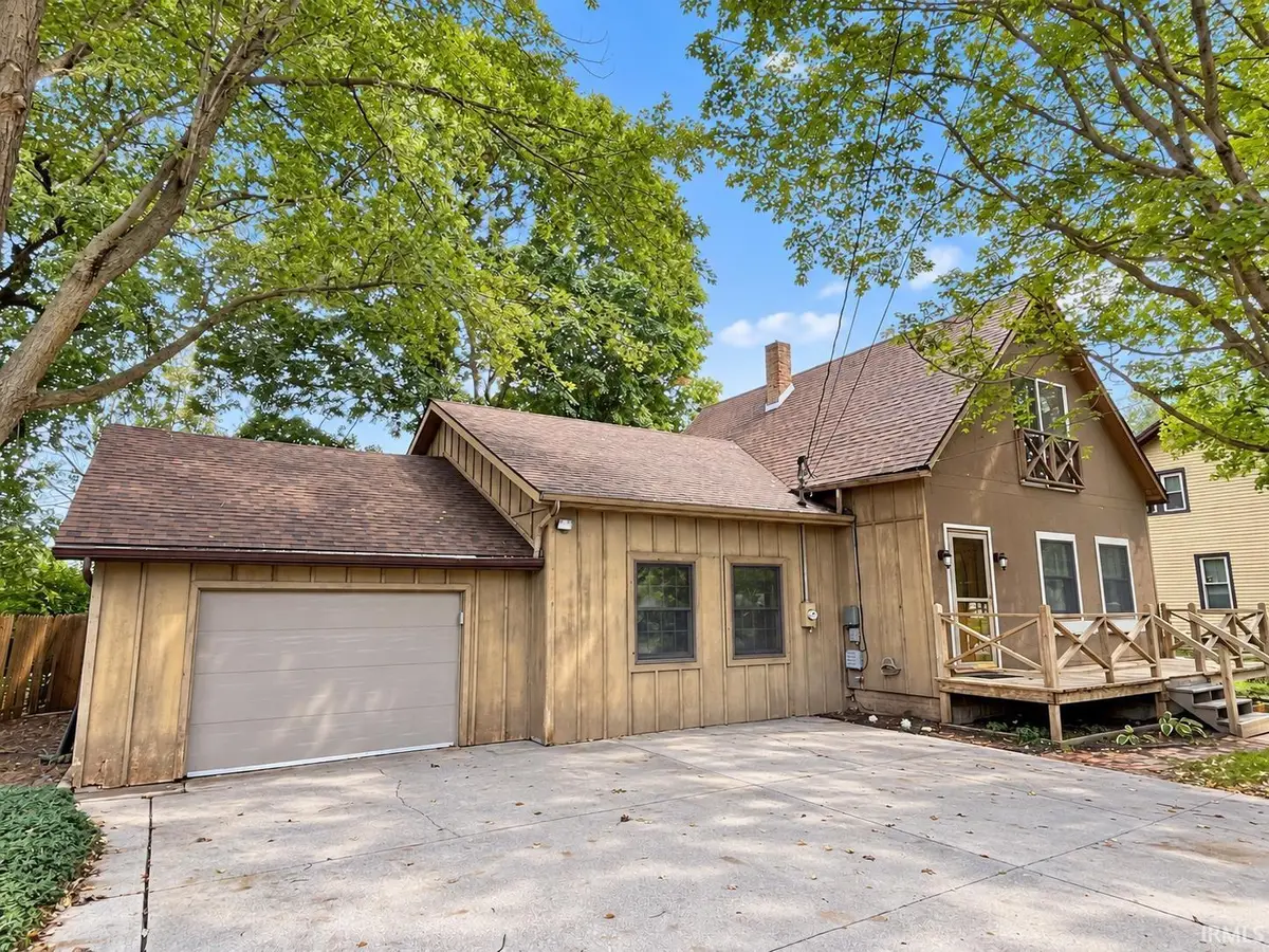 109 Washington Street, Auburn, IN 46706 - #1