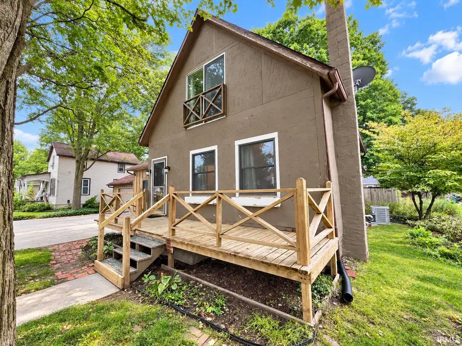 109 Washington Street, Auburn, IN 46706 - #2