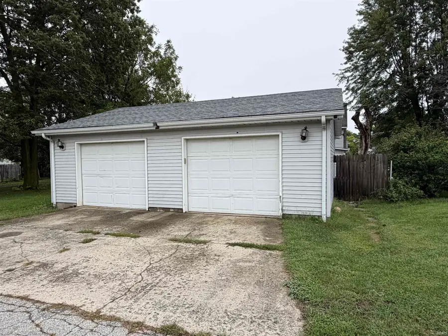 2125 Vine Street, New Castle, IN 47362 - #3