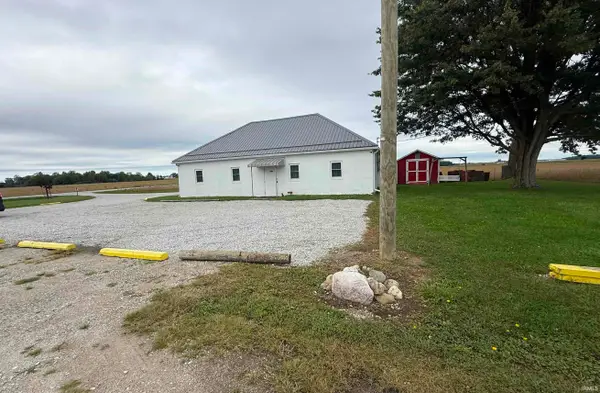 3997 S Warren Road, Huntington, IN 46750