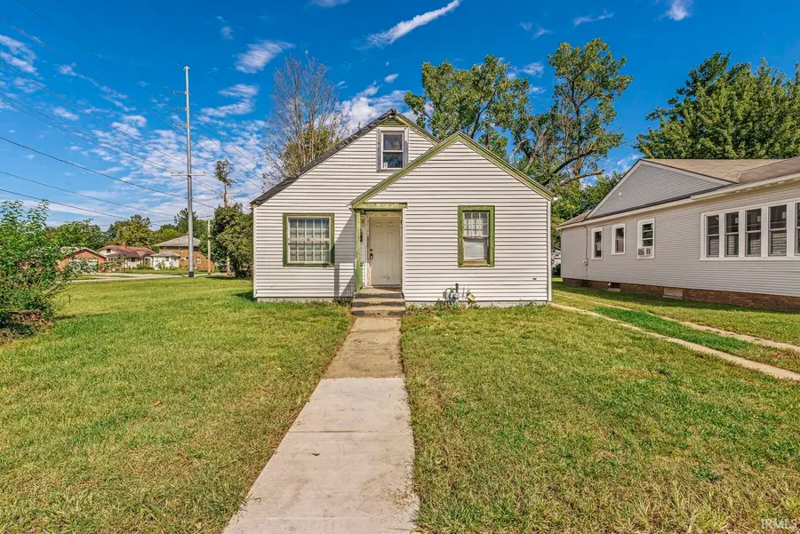 346 W Hubbard Avenue, Elkhart, IN 46516 - #2