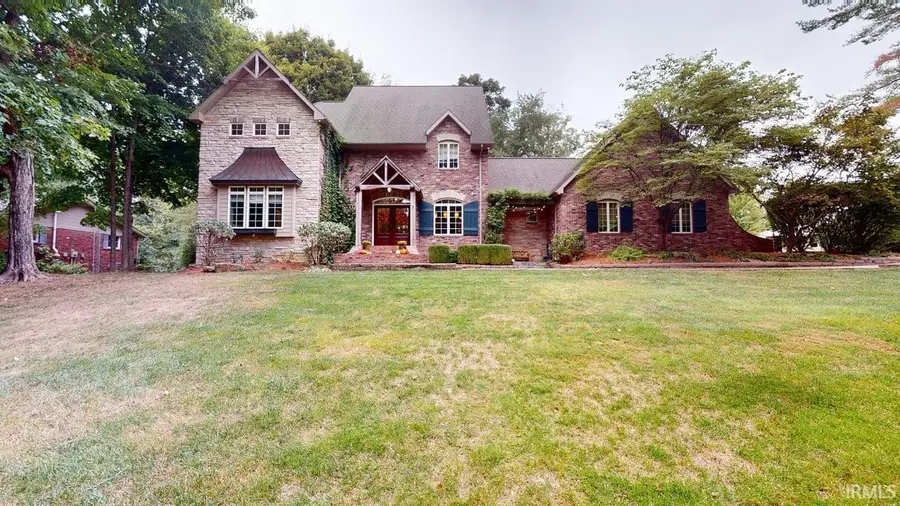 1070 W 36th Street, Jasper, IN 47546 - #3