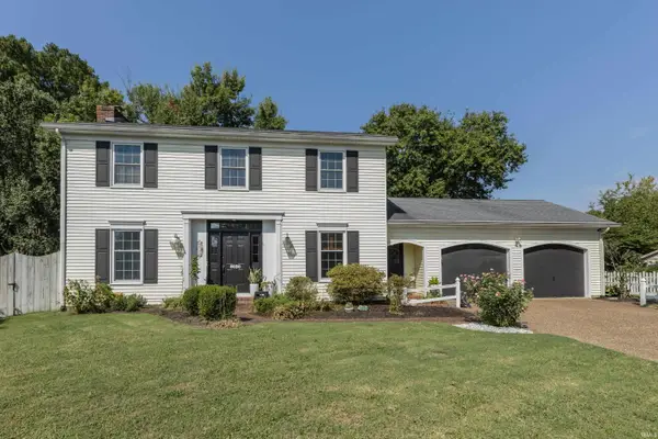 8030 Crestwood Court, Evansville, IN 47715
