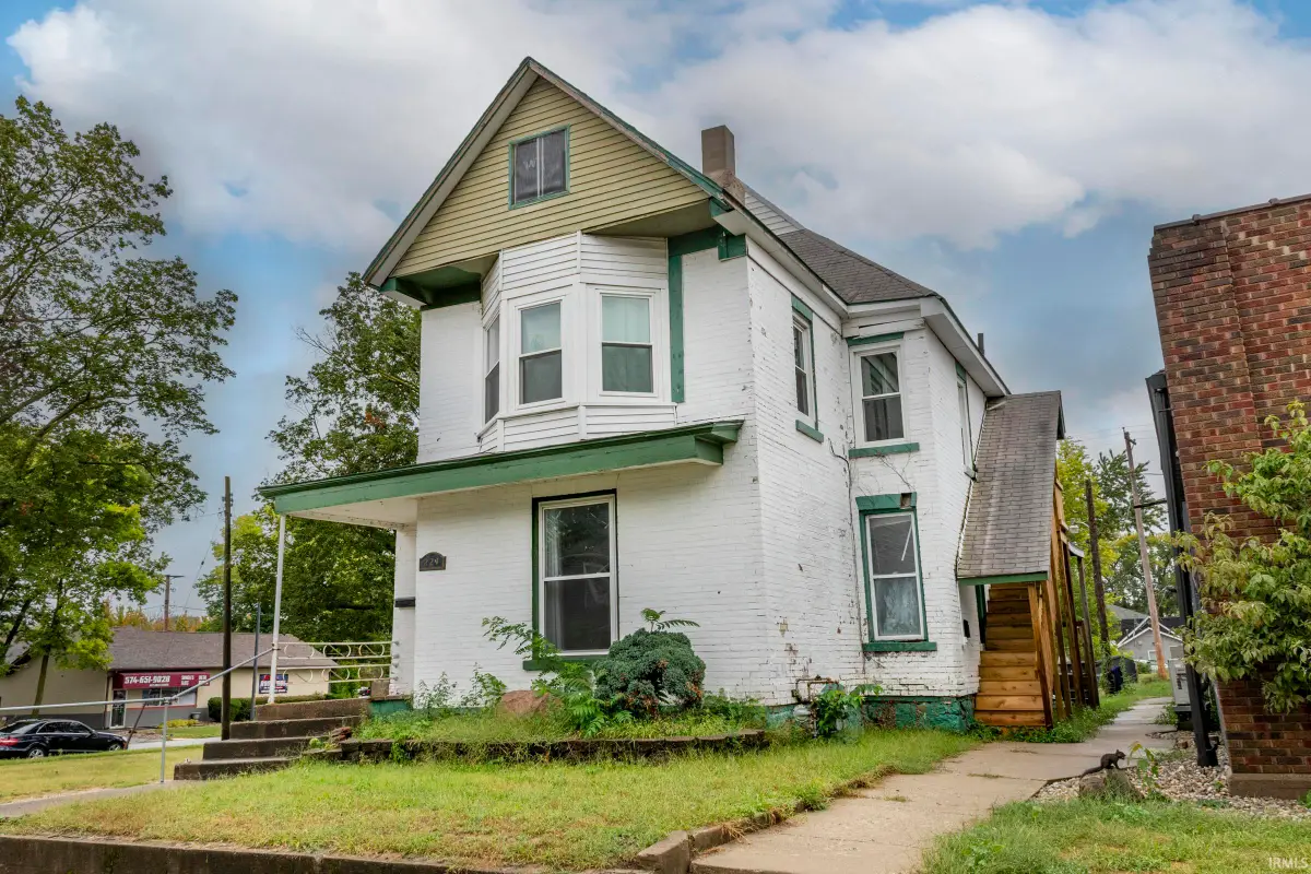 224 2nd N. St, Elkhart, IN 46516 - #1