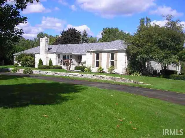 1704 Brookwood Dr., Elkhart, IN 46514 - #1