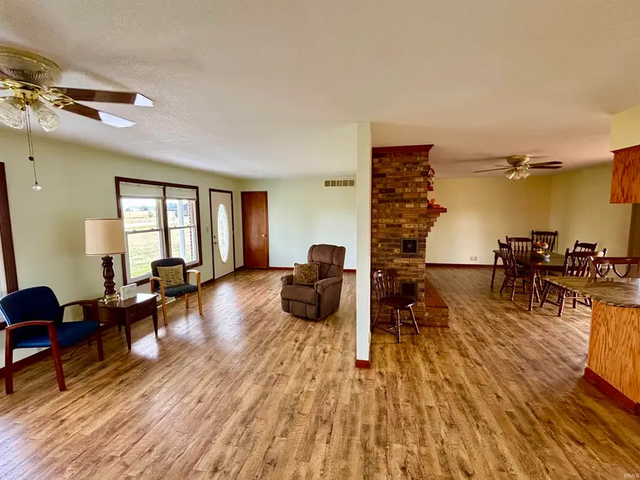 2643 S 850 E Road, Oakland City, IN 47660 - #3