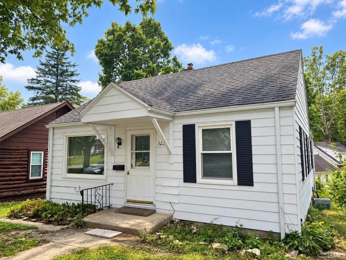 3223 Eastbrook Drive, Fort Wayne, IN 46805 - #1