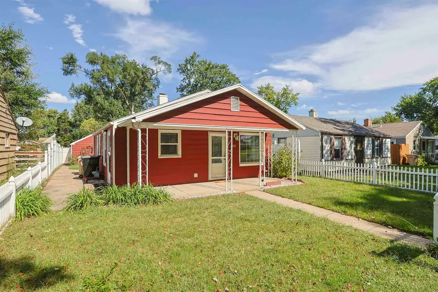 1523 E Fox Street, South Bend, IN 46613 - #2