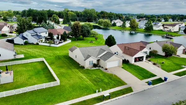 9503 Carmondy Crossing, New Haven, IN 46774