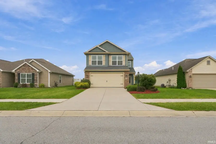 3765 Woodcliffe Drive, New Haven, IN 46774 - #2