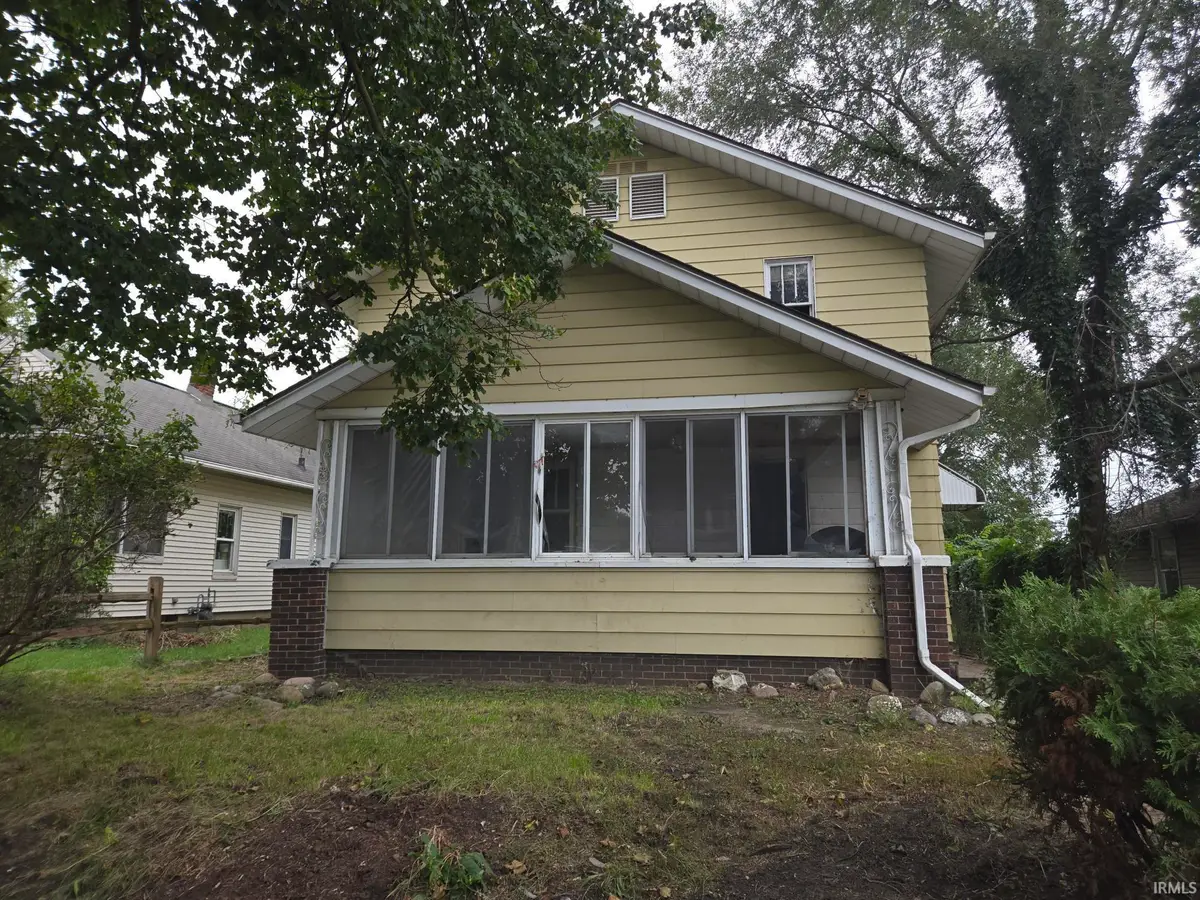 116 W Irvington Avenue, South Bend, IN 46614 - #1