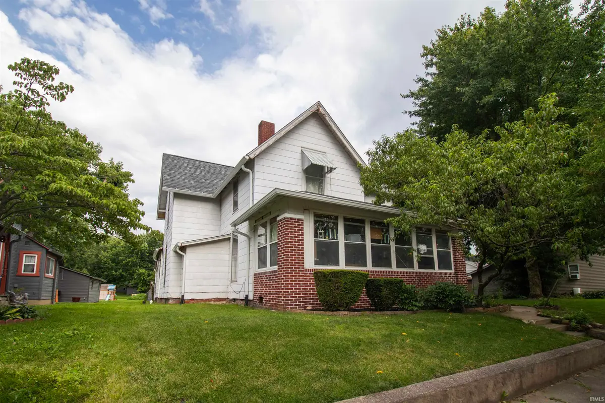 553 N Clay Street, Frankfort, IN 46041 - #1