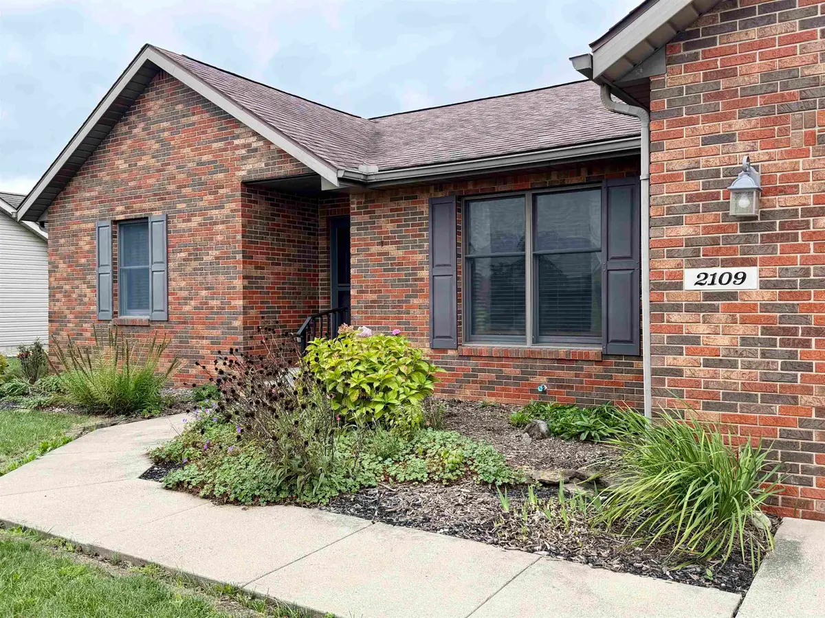 2109 N Waterbury Drive, Muncie, IN 47304 - #1