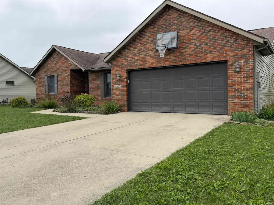 2109 N Waterbury Drive, Muncie, IN 47304 - #3