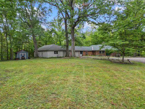 830 W Dogwood Drive, Columbia City, IN 46725