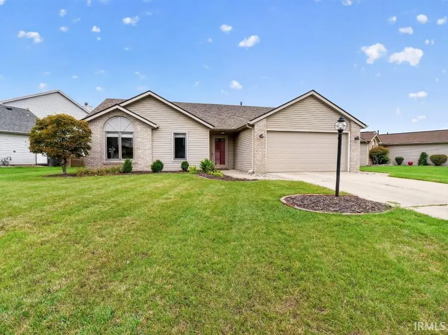 1328 Oak Bay Run, Fort Wayne, IN 46825 - #2