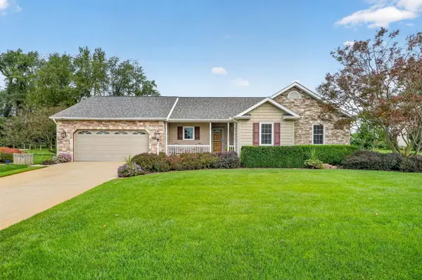 25875 Fox Tail Trail, South Bend, IN 46628