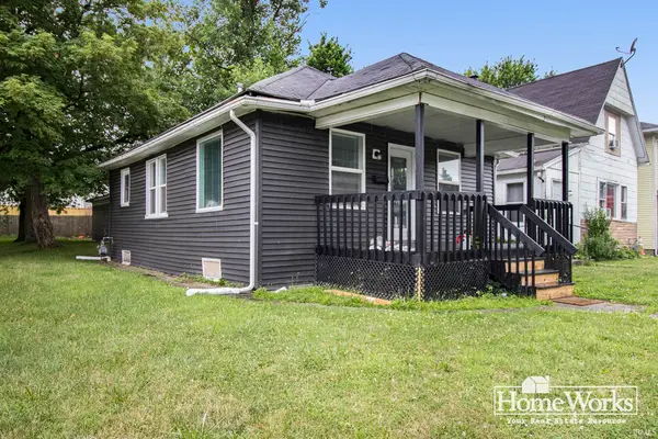 236 E Fox Street, South Bend, IN 46613