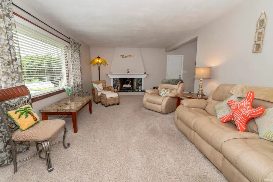 426 N Victoria Street, Mishawaka, IN 46544 - #2